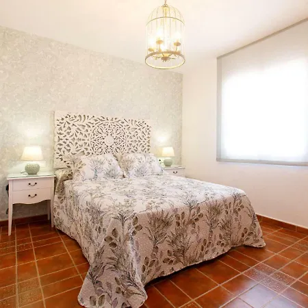 Holiday Manrrique Torrox